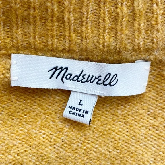 SOLD Madewell Westgate V-Neck Sweater in Coziest Yarn - Picture 11 of 14
